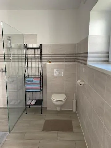 Apartament דירה Nezdenice